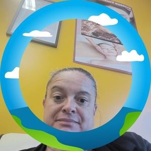 Meet your Posher, Adriana